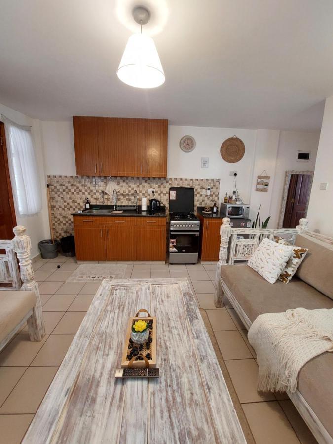 Furnished 1 Bedroom Apartment In Nairobi. 15 Mins To Cbd. Free Wi-Fi & Parking Exterior photo
